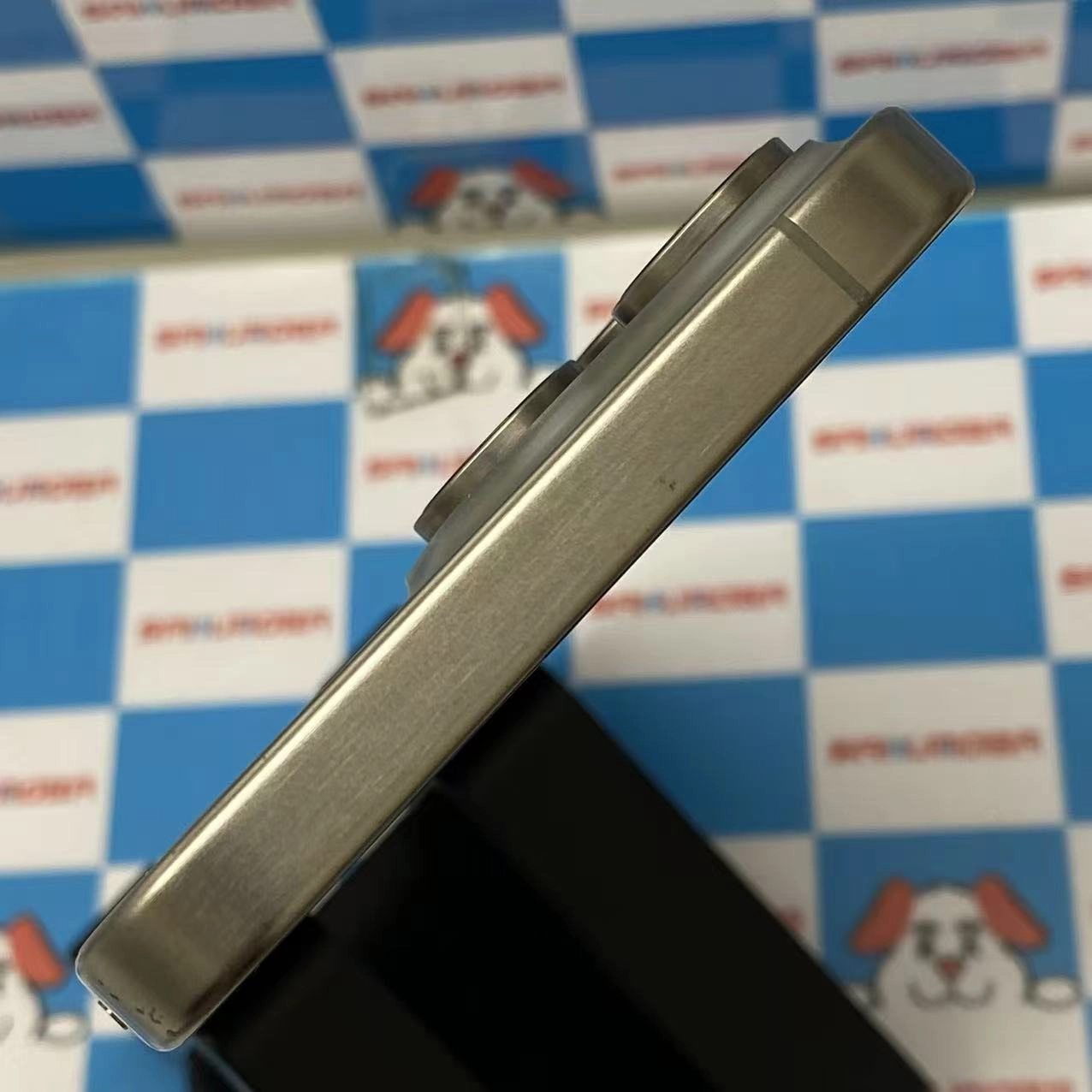 iPhone15 Pro Max 256GB ナチュラルチタニウム MU6R3J/A SoftBank版SIMフリー 美品