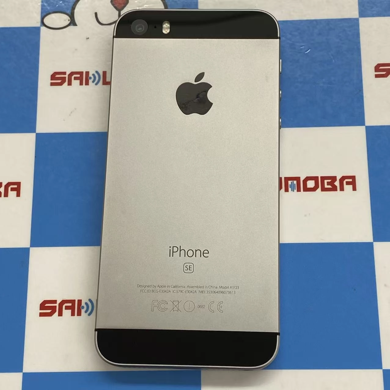 iPhoneSE 16GB スペースグレイ NLLN2J/A Apple版SIMフリー  訳あり品