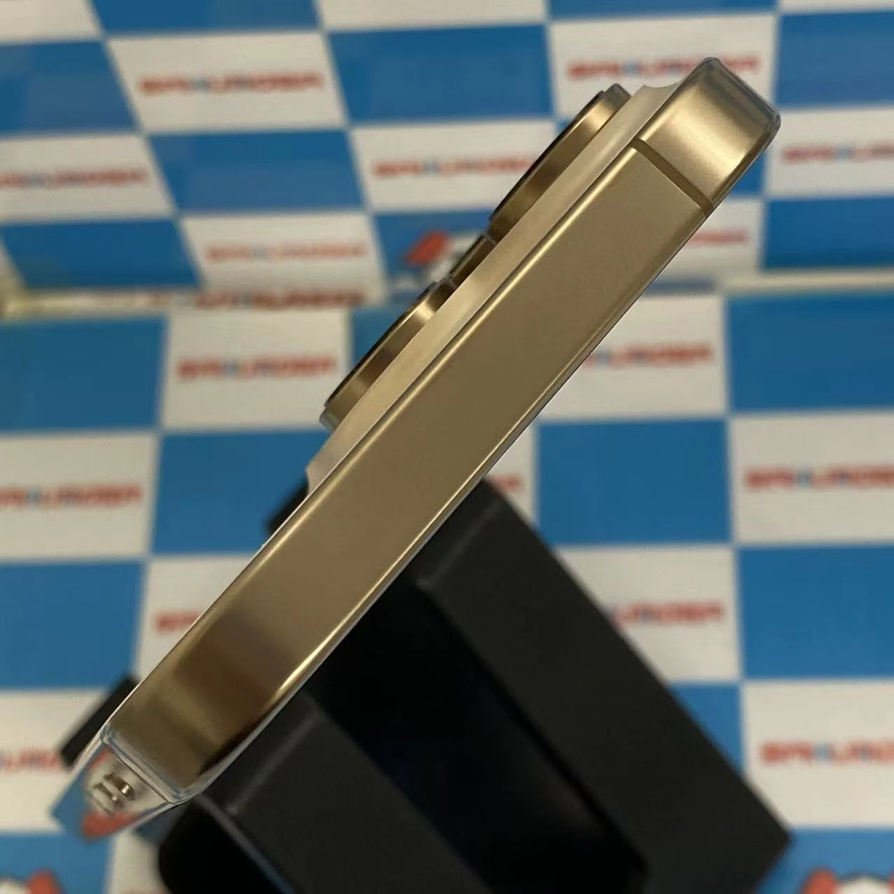 iPhone16 Pro 256GB デザートチタニウム MYN23J/A Apple版SIMフリー 極美品