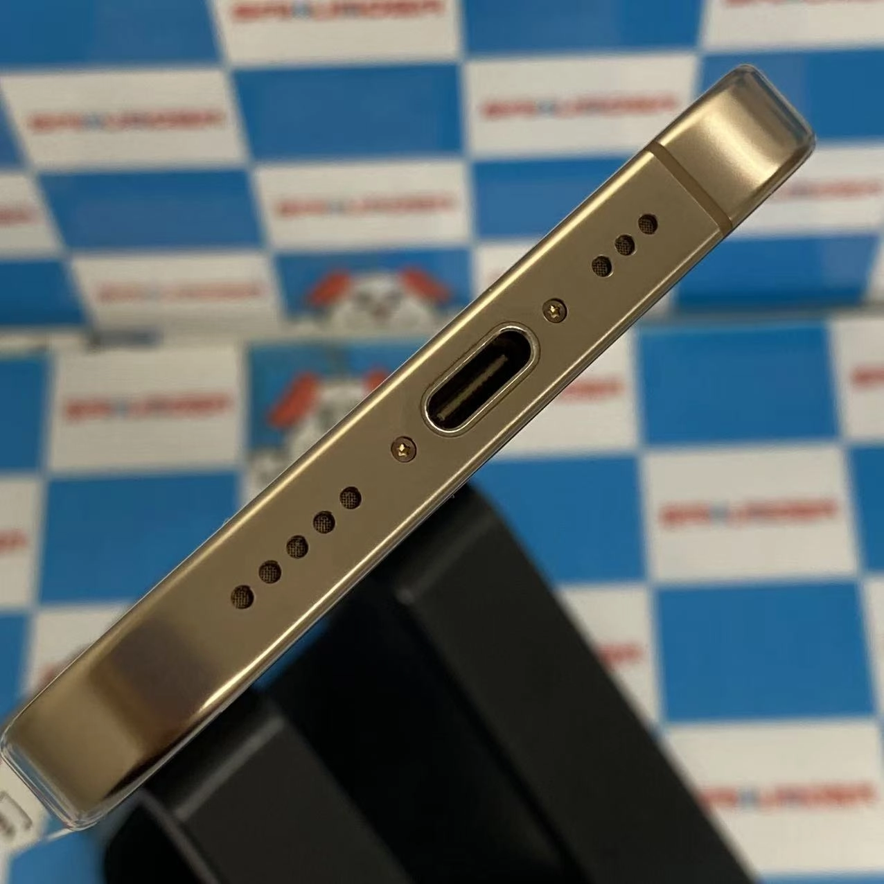 iPhone16 Pro 512GB デザートチタニウム MYN63J/A Apple版SIMフリー