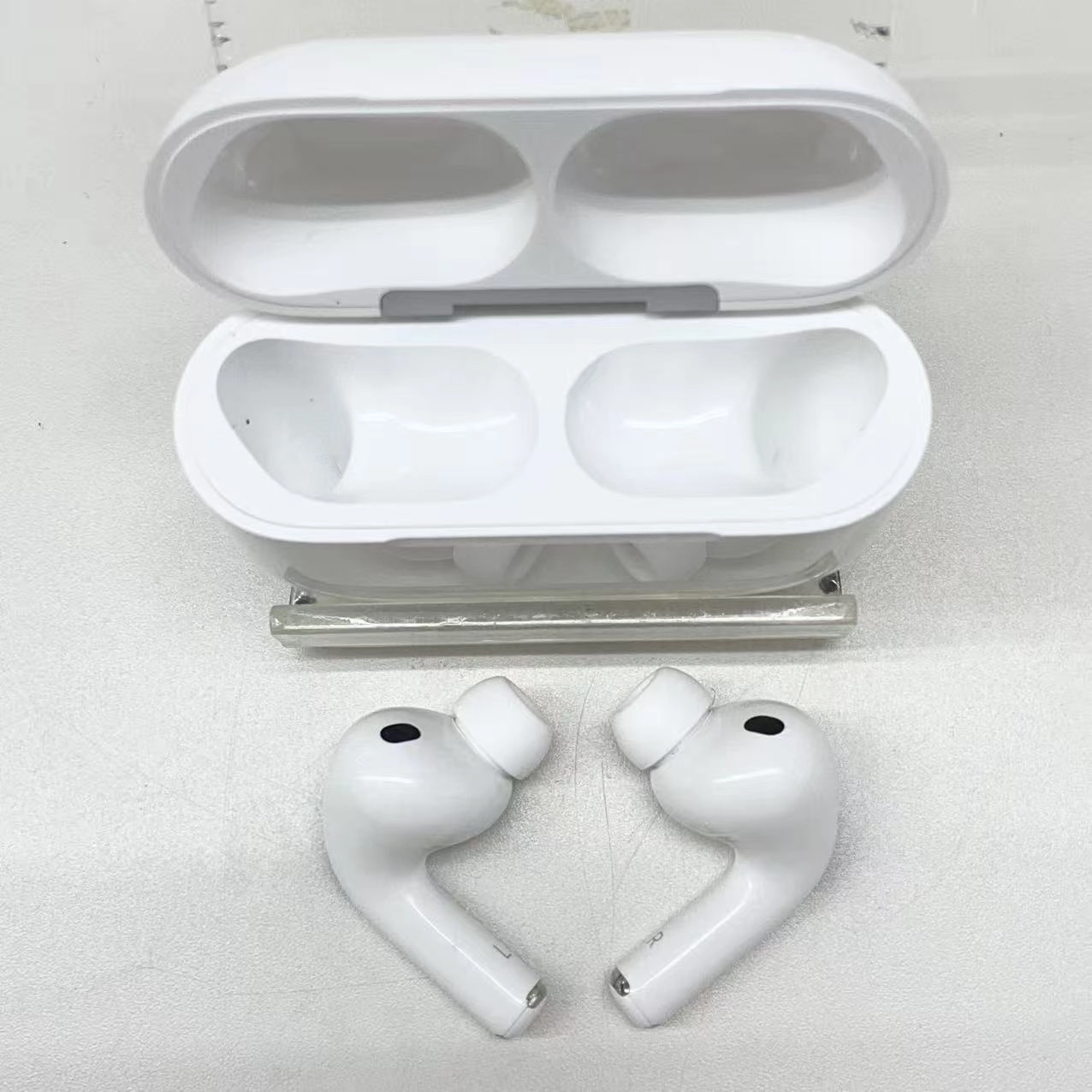 AirPods Pro 第3世代 ホワイト A3064 ジャンク品