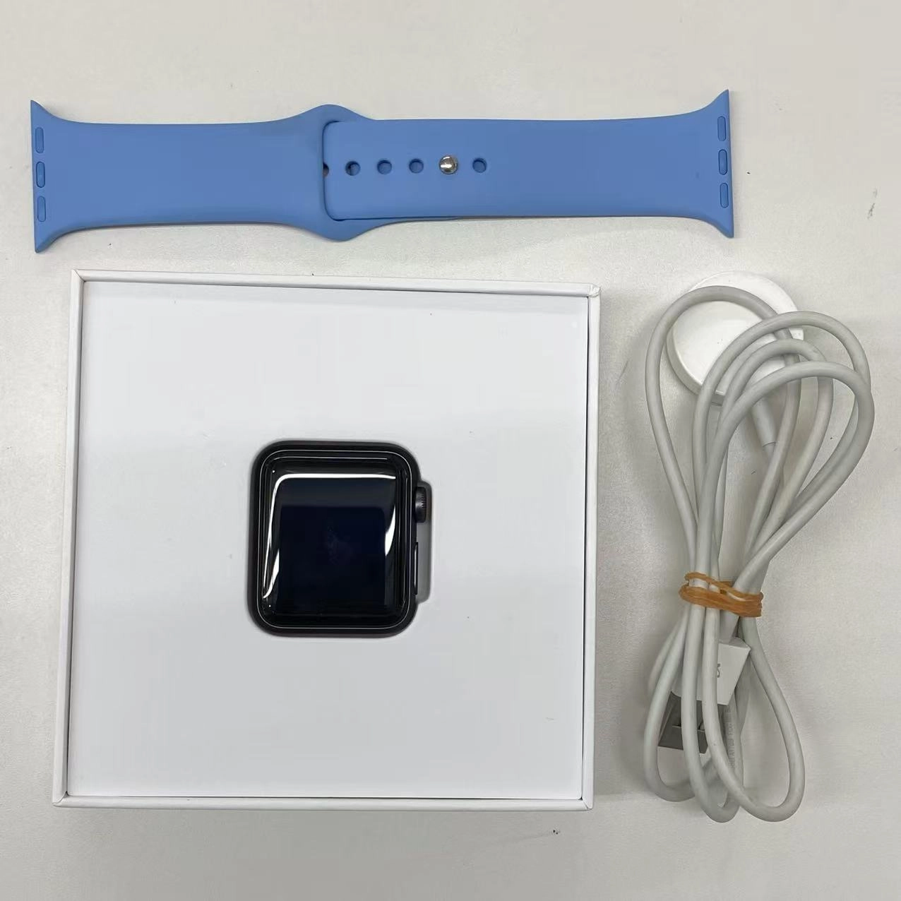 最大容量100% Apple Watch Series3 38mm 海外版GPSモデル 8GB スペースグレイ NQKV2LL/A 美品