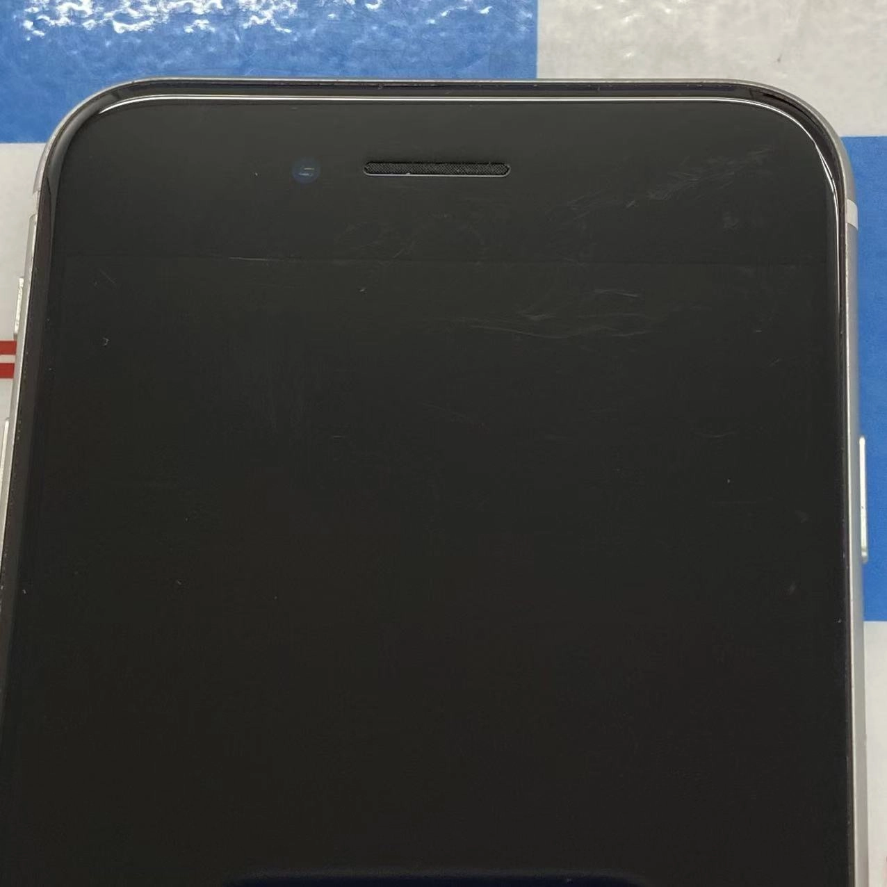 iPhoneSE 第2世代 64GB ホワイト MHGQ3J/A SoftBank版SIMフリー