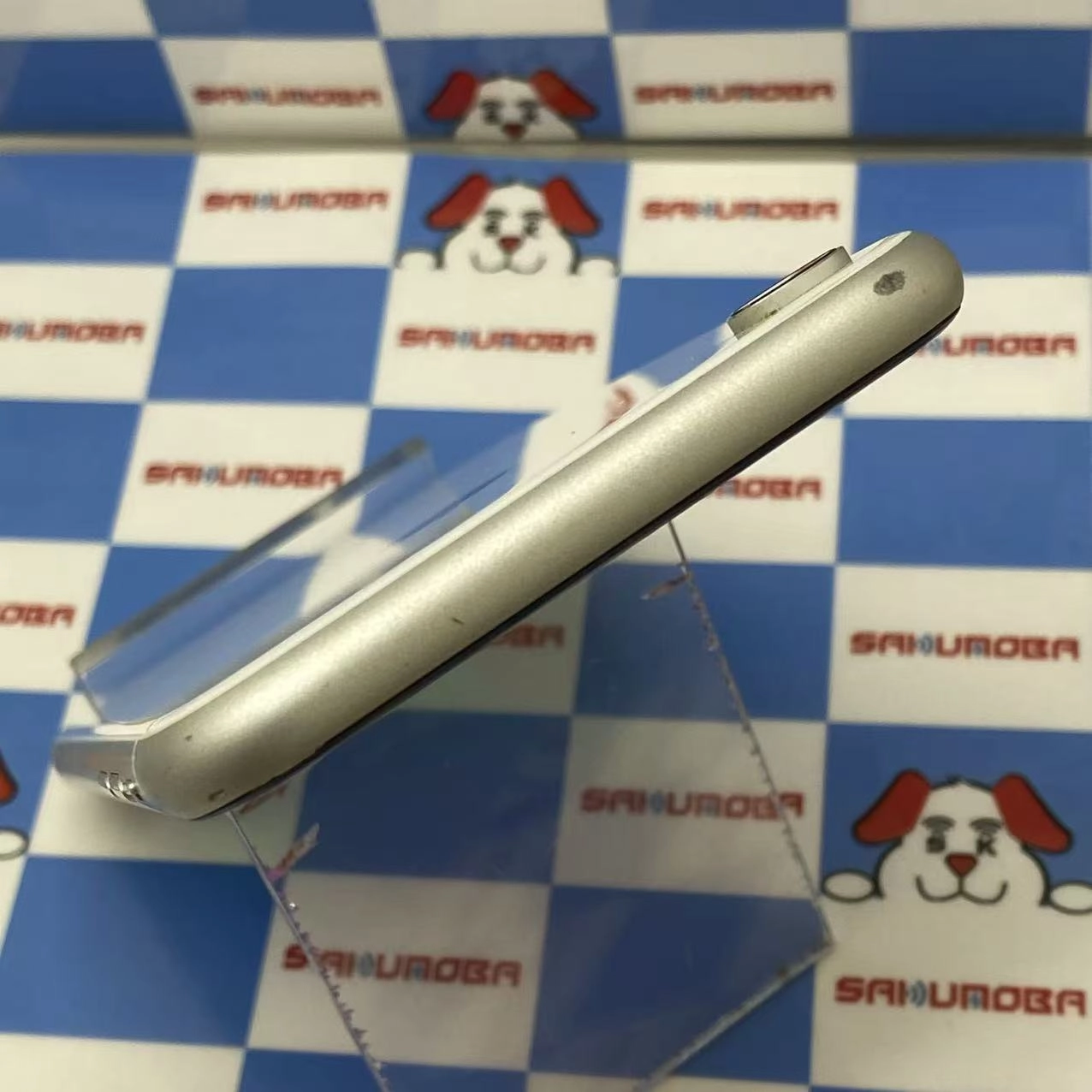 iPhoneXR 64GB ホワイト MT032J/A AU版SIMフリー