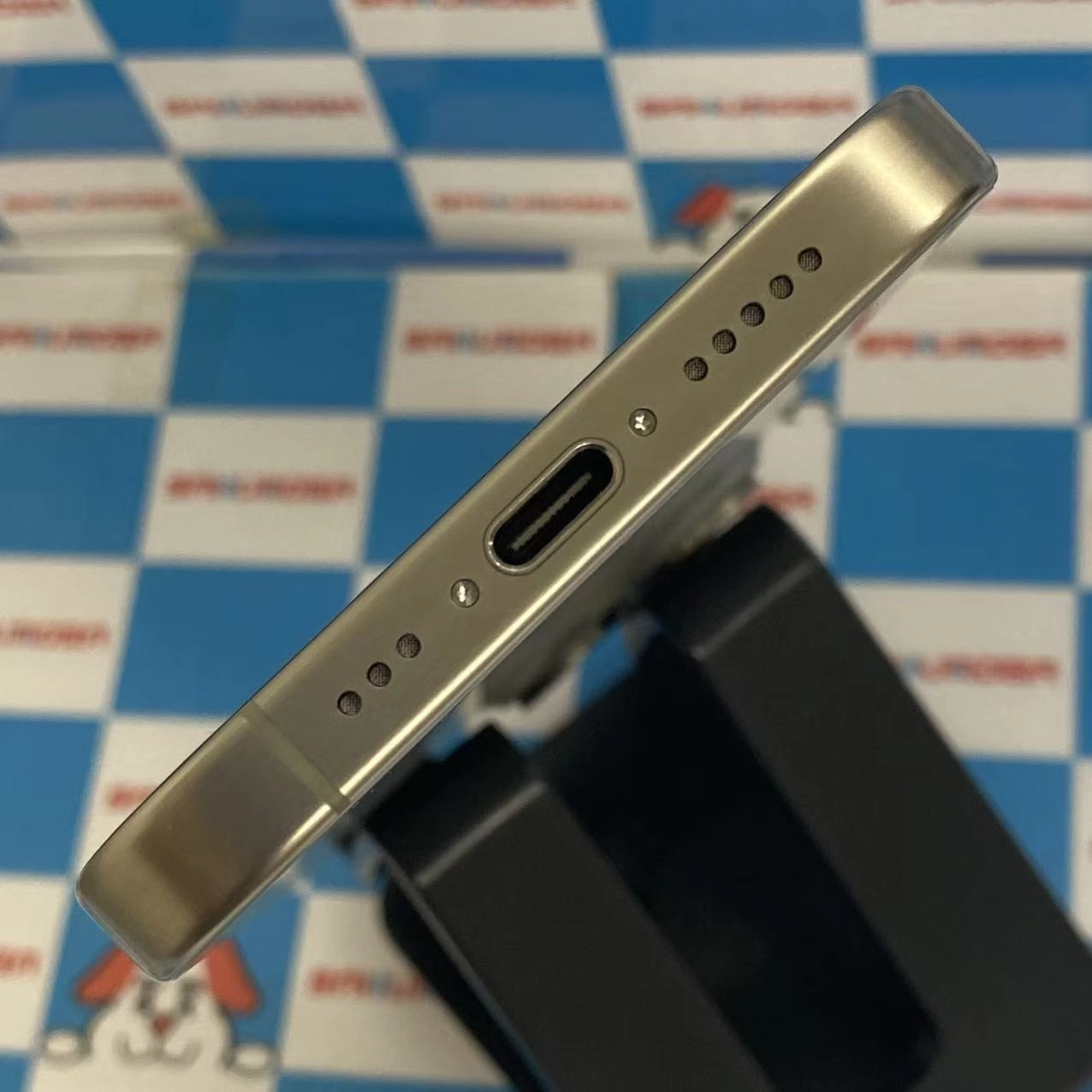 iPhone15 Pro 256GB ナチュラルチタニウム MTUF3J/A SIMフリー美品