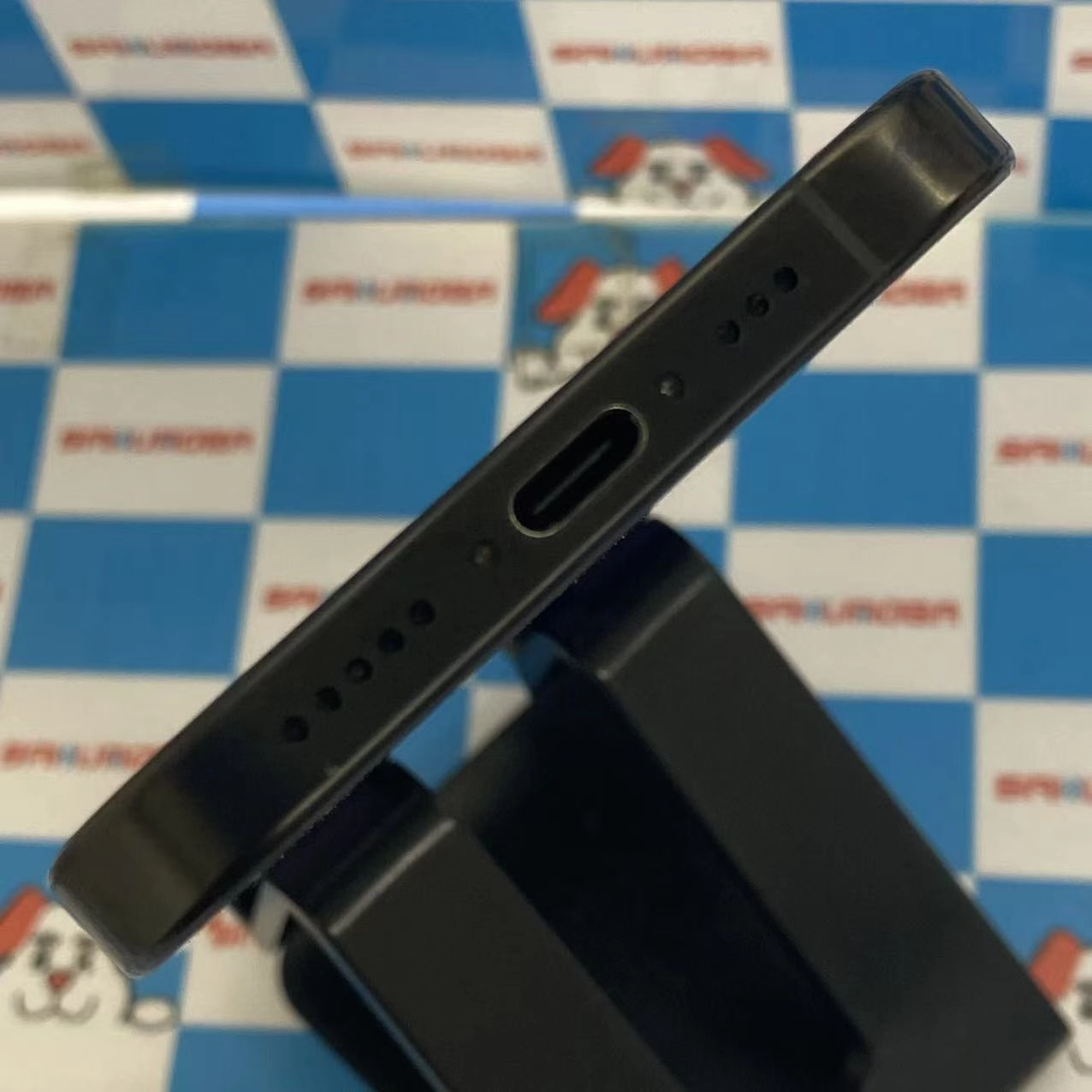 iPhone16 Pro 512GB ブラックチタニウム MYN43J/A SoftBank版SIMフリー極美品