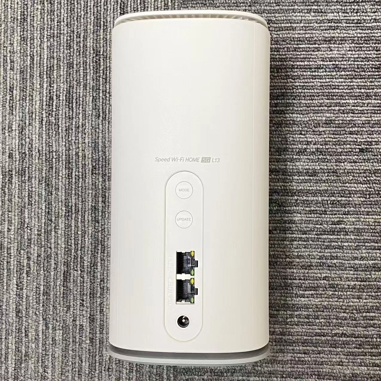 Speed Wi-Fi HOME 5G L13 ZTR02 ホワイト 極美品