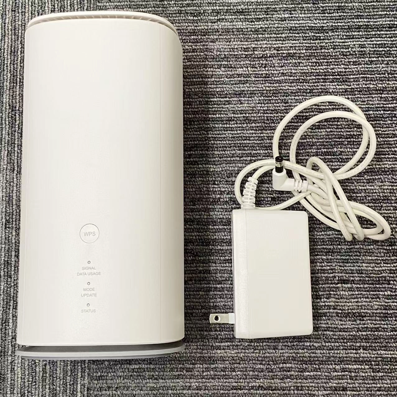 Speed Wi-Fi HOME 5G L13 ZTR02 ホワイト 極美品