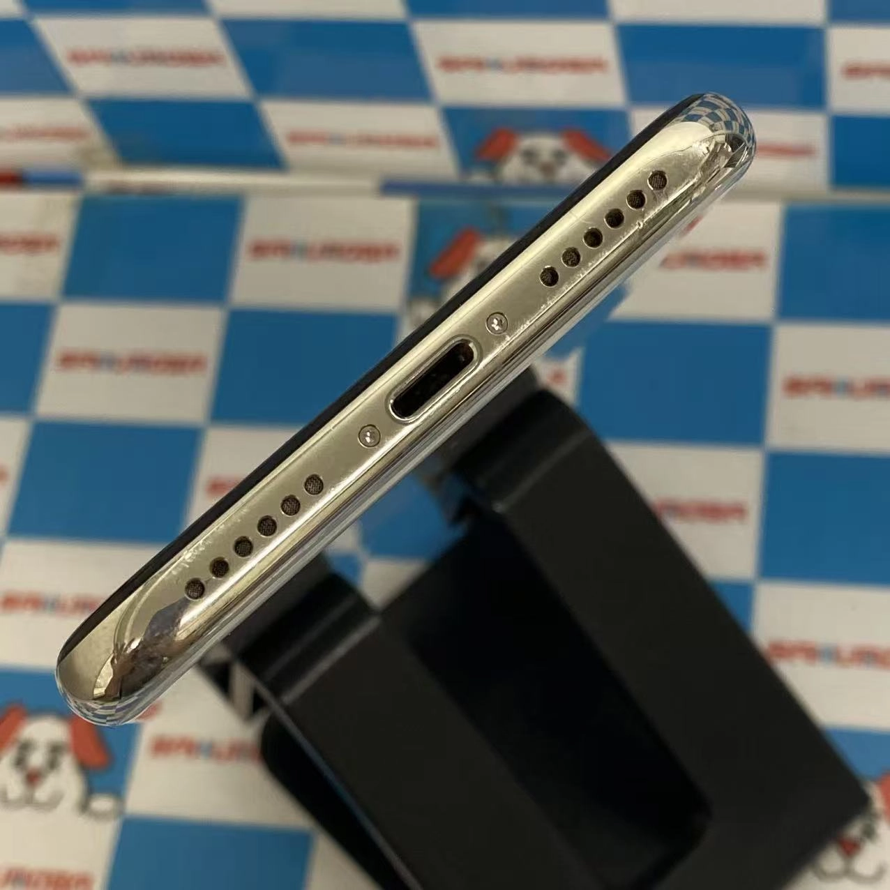 iPhoneX 256GB シルバー MQC22J/A docomo版SIMフリー