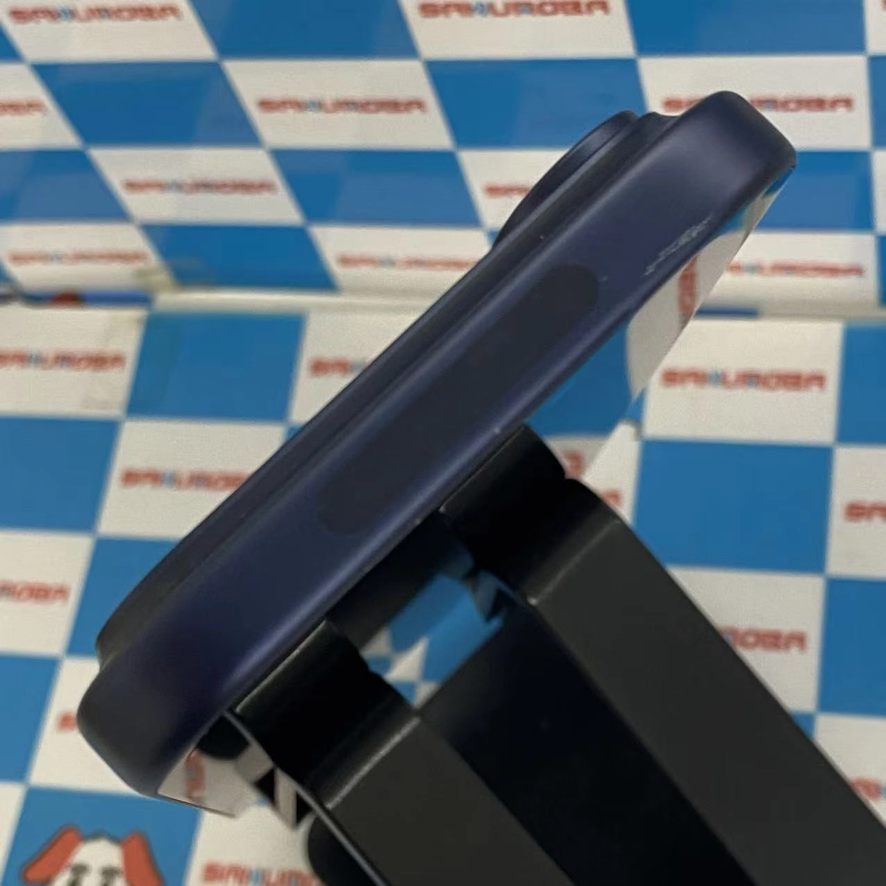 iPhone 17 Pro 256GB ディープブルー MG874J/A docomo版SIMフリー美品