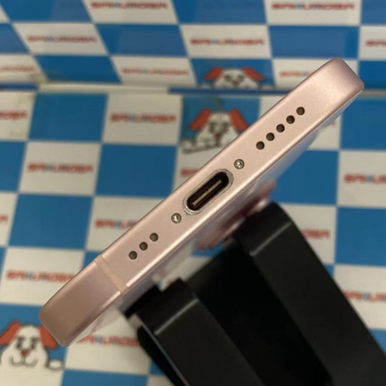 iPhone15 128GB ピンク MTMJ3J/A docomo版SIMフリー美品