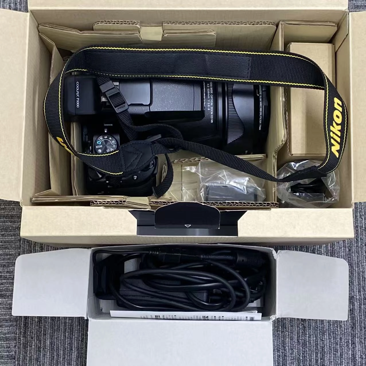 COOLPIX P1000 ブラック CPXP1000BKJP
