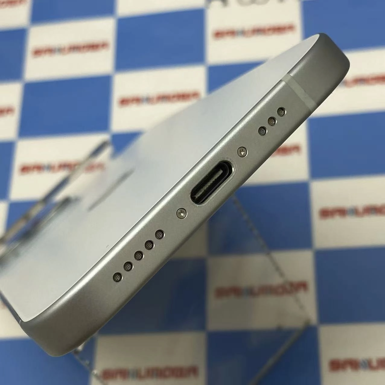 iPhone15 128GB ブルー MTML3J/A docomo版SIMフリー 極美品