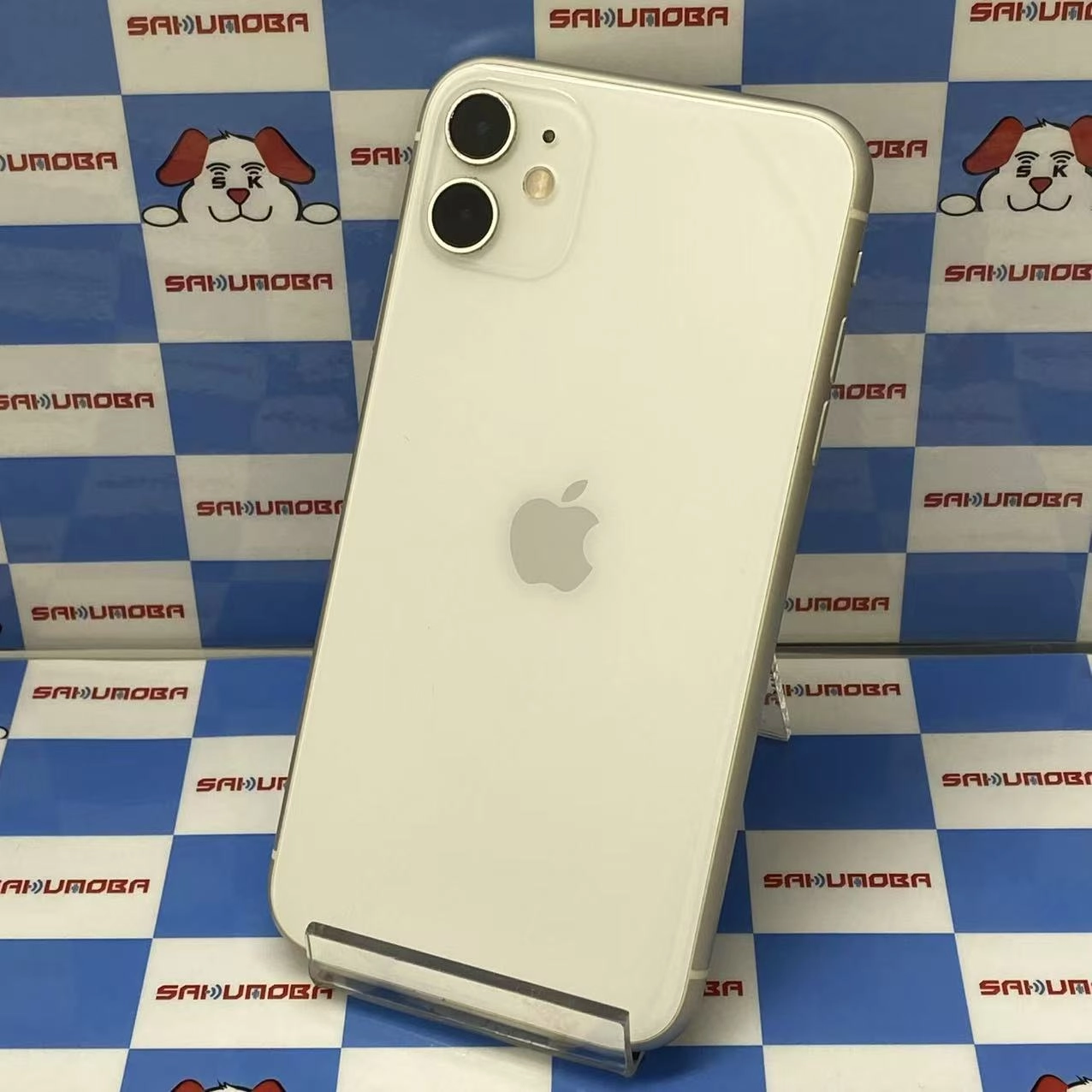 iPhone11 256GB ホワイト MWM82J/A docomo版SIMフリー