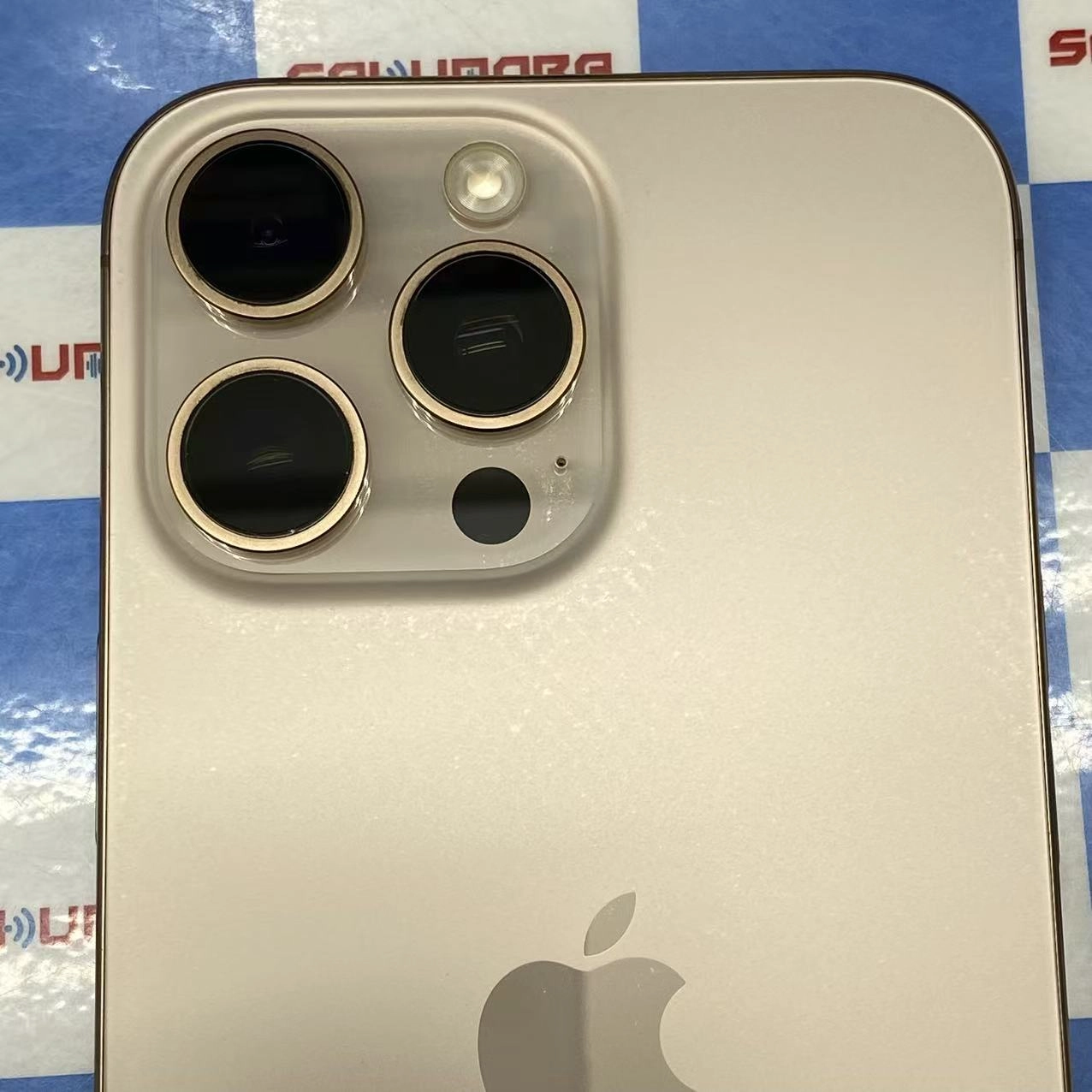 iPhone16 Pro Max 256GB デザートチタニウム MYWJ3J/A AU版SIMフリー au