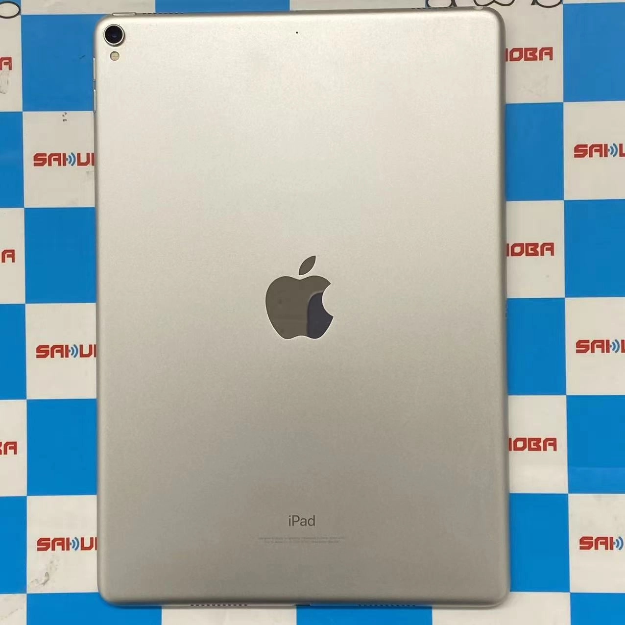iPad Pro 10.5-inch Wi-Fi 64GB Silver NQDW2J/A訳あり品