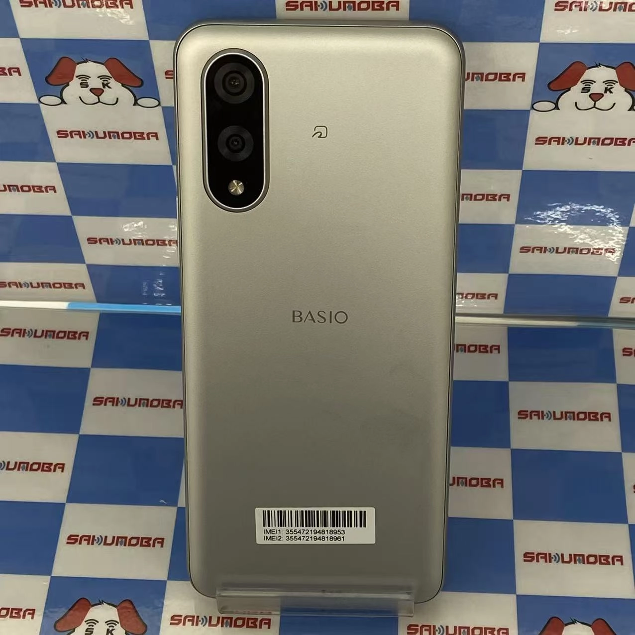 BASIO 64GB シルバー KYG04 AU版SIMフリー美品 au