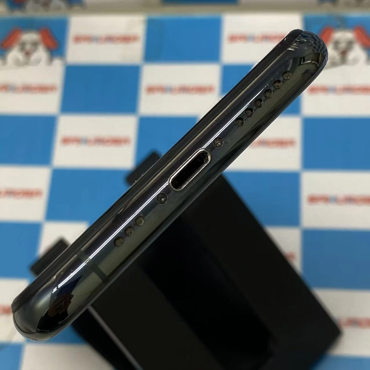 iPhone11 Pro 64GB ミッドナイトグリーン MWC62J/A AU版SIMフリー ジャンク品