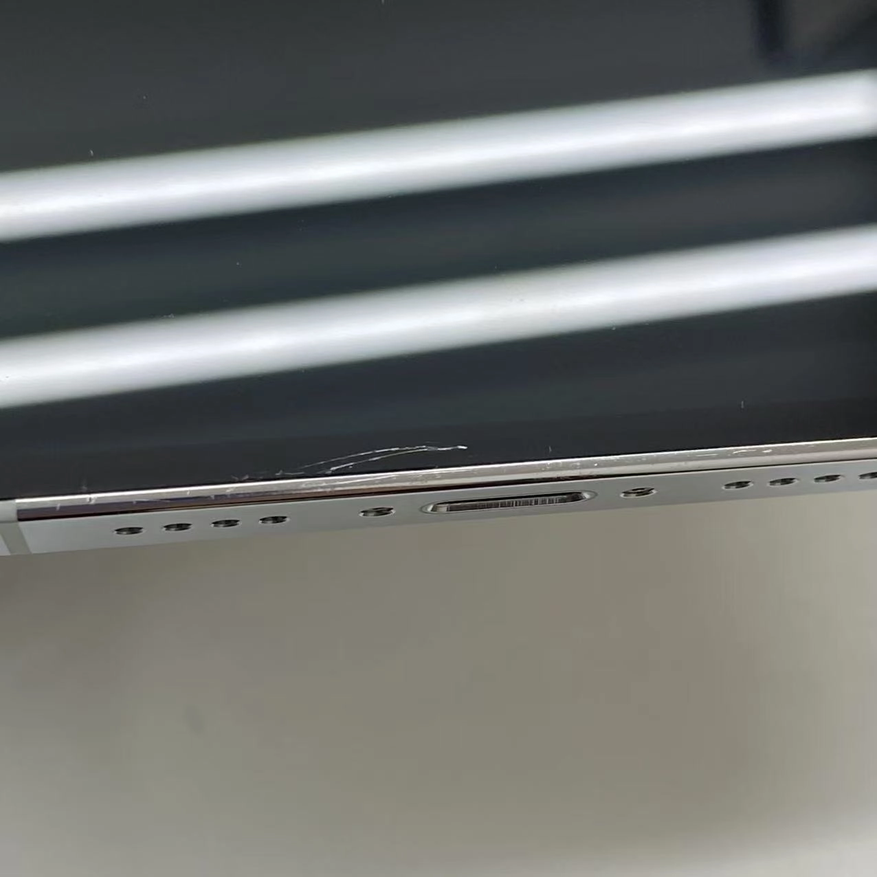 iPhone14 Pro Max 256GB シルバー MQ9C3J/A docomo版SIMフリー