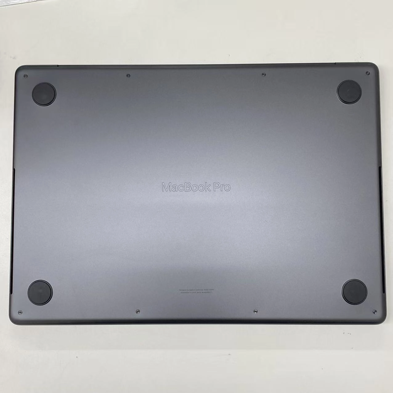 MacBook Pro 14インチ M3 Pro 2023 (CPU:11C/GPU:14C)18GB/1TB スペースブラック 極美品 SIMフリー