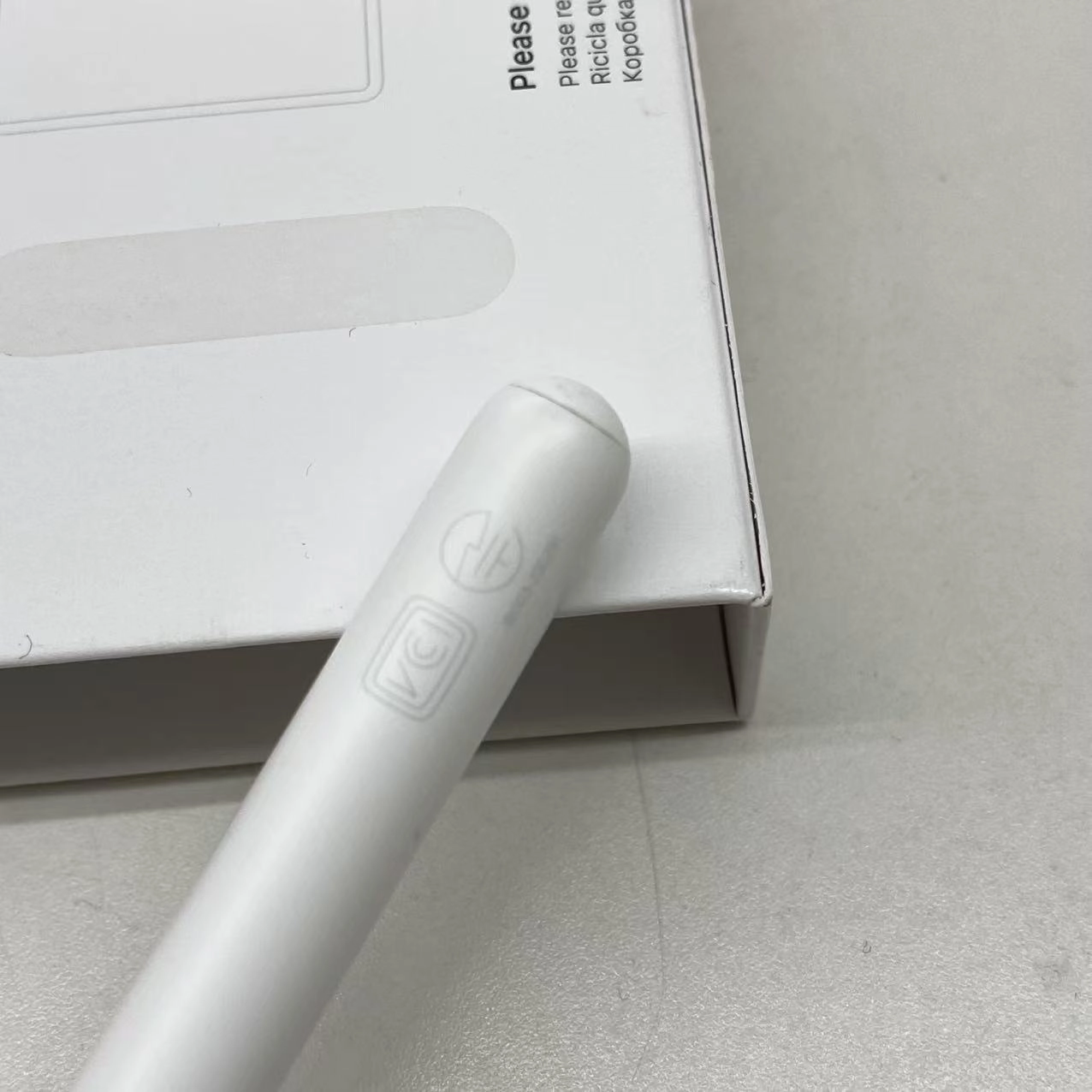 Apple Pencil Pro ホワイト MX2D3ZA/A ジャンク品