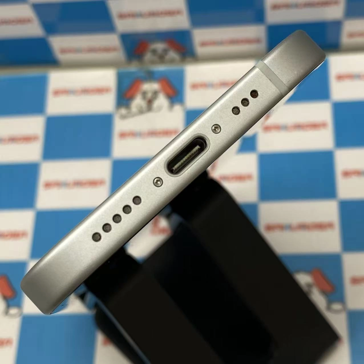iPhone15 128GB ブルー MTML3J/A docomo版SIMフリー 美品