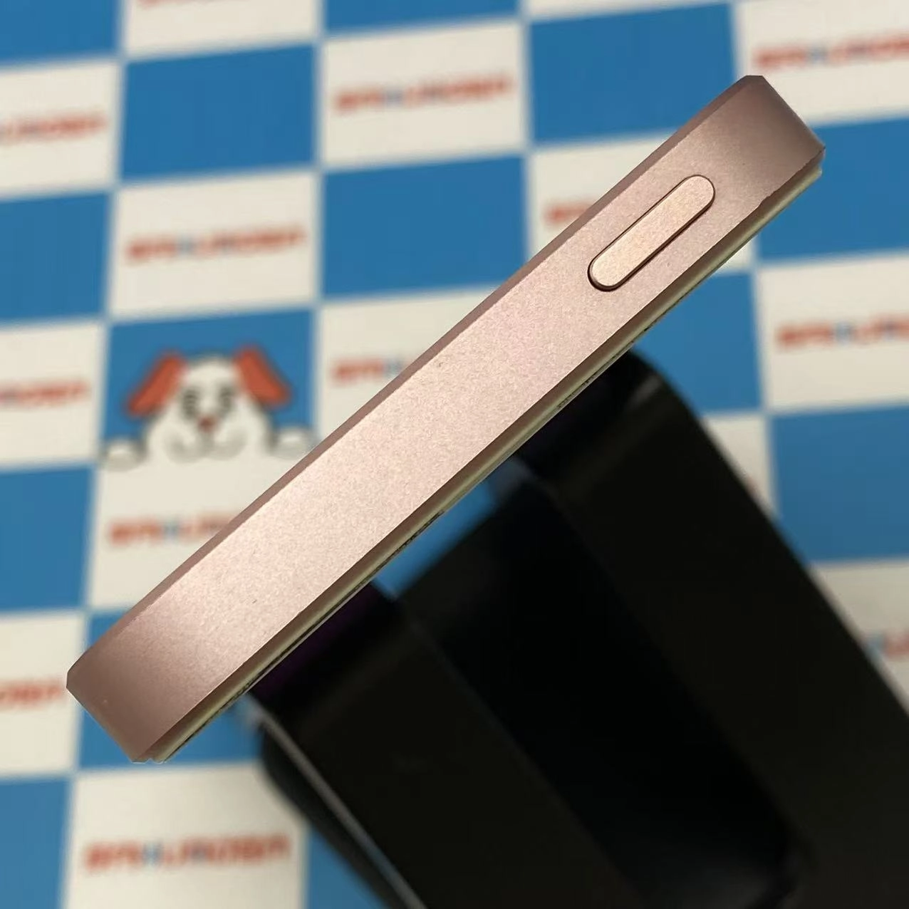iPhoneSE 64GB ローズゴールド MLXQ2J/A SoftBank版SIMフリー 訳あり品