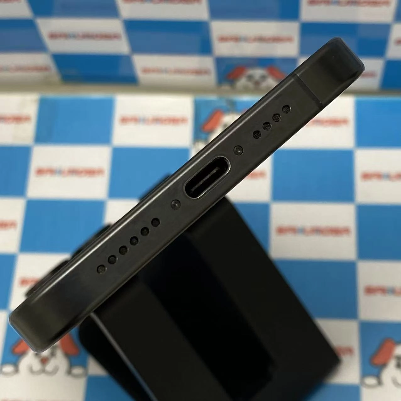 iPhone15 Pro Max 1TB ブラックチタニウム MU6Y3J/A AU版SIMフリー 極美品 au