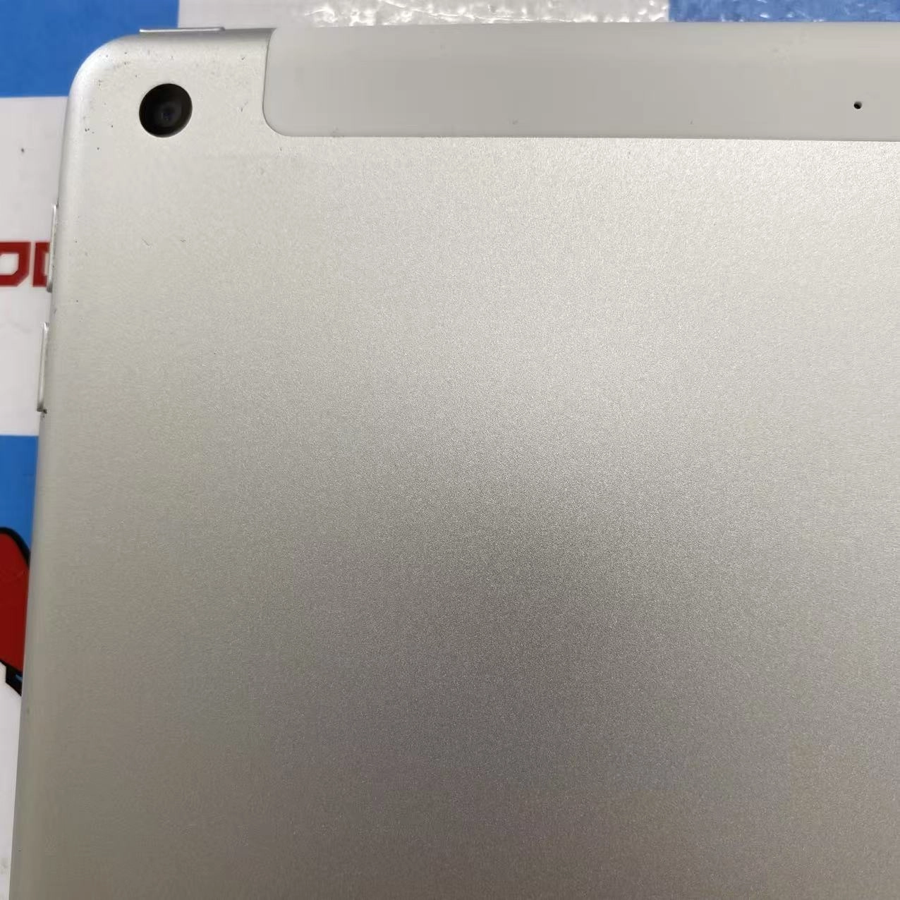 iPad 第9世代 Wi-Fi+Cellularモデル 64GB シルバー MK493J/A SIMフリー ジャンク品