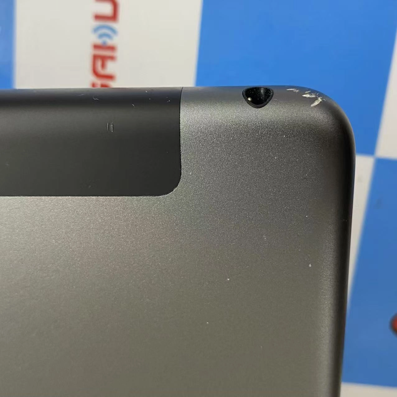iPad 第9世代 Wi-Fi+Cellularモデル 64GB スペースグレイ MK473J/A SIMフリー ジャンク品