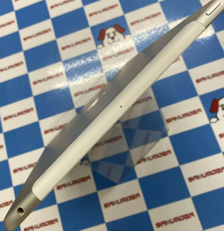 iPad 第9世代 Wi-Fi+Cellularモデル 64GB シルバー MK493J/A SIMフリー ジャンク品