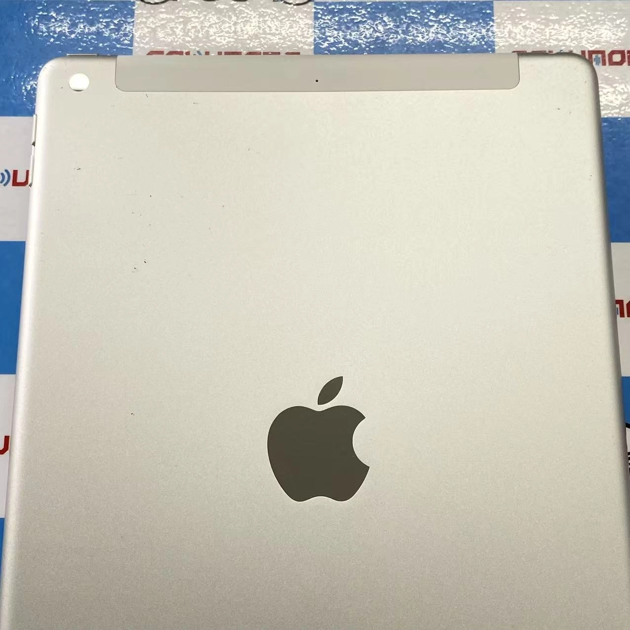 iPad 第9世代 Wi-Fi+Cellularモデル 64GB シルバー MK493J/A SIMフリー訳あり品