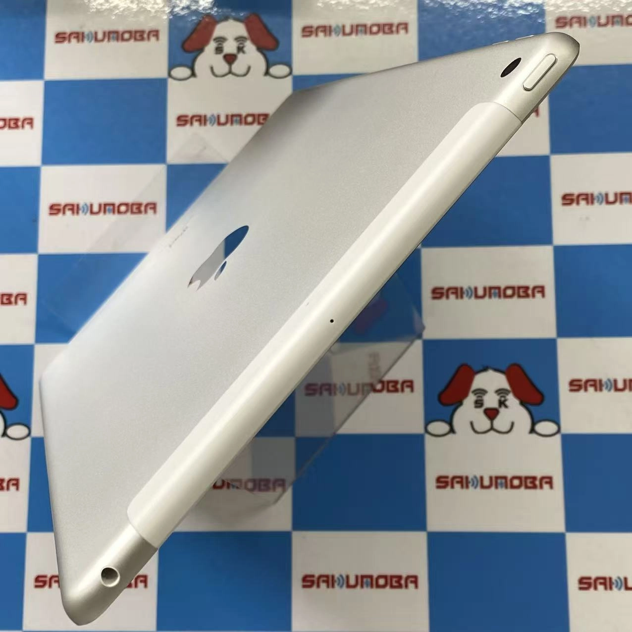 iPad 第9世代 Wi-Fi+Cellularモデル 64GB シルバー MK493J/A SIMフリージャンク