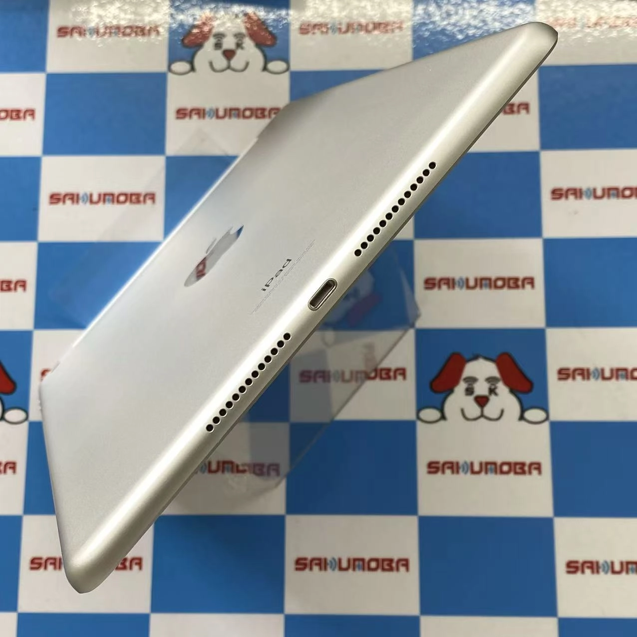 iPad 第9世代 Wi-Fi+Cellularモデル 64GB シルバー MK493J/A SIMフリージャンク