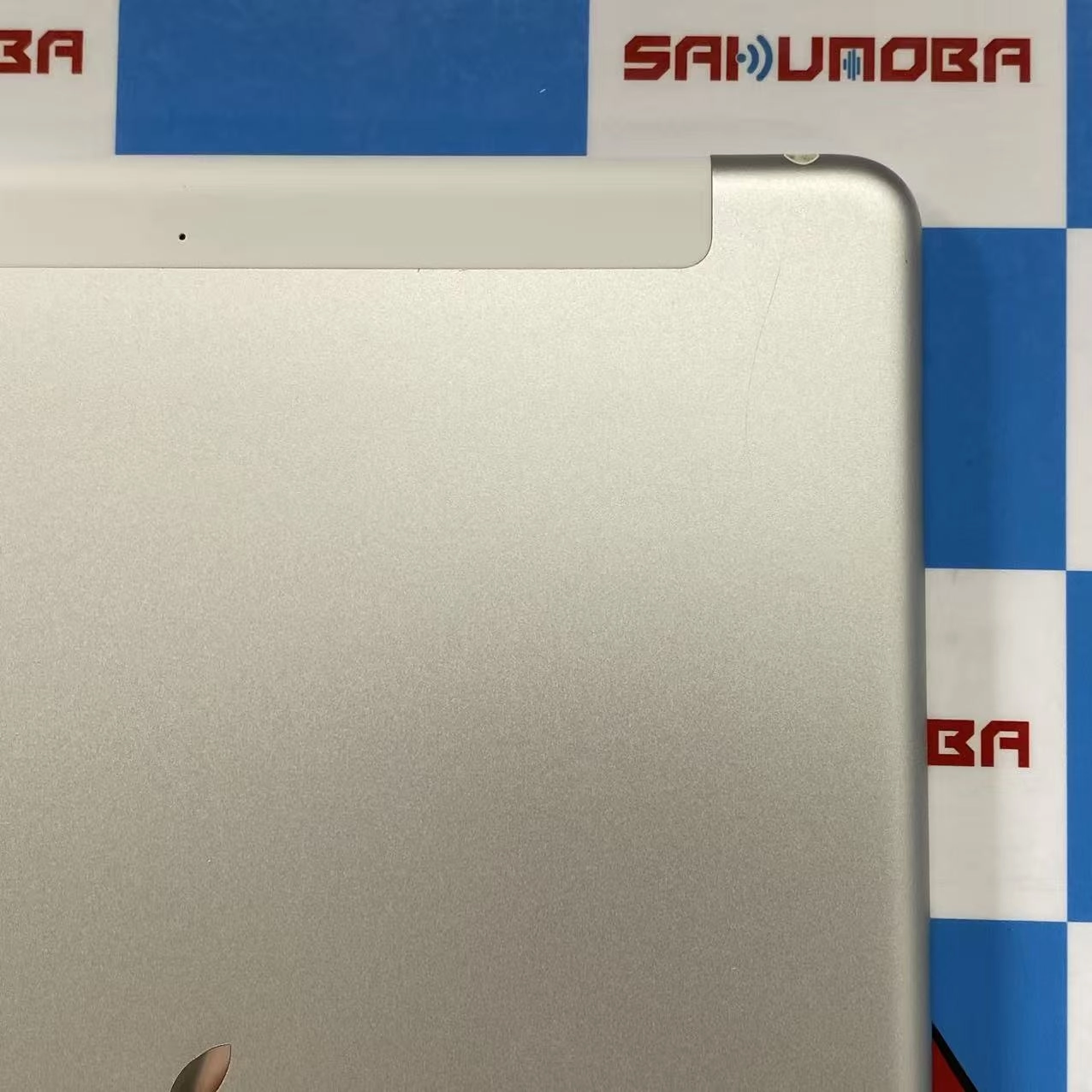 iPad 第9世代 Wi-Fi+Cellularモデル 64GB シルバー MK493J/A SIMフリージャンク品