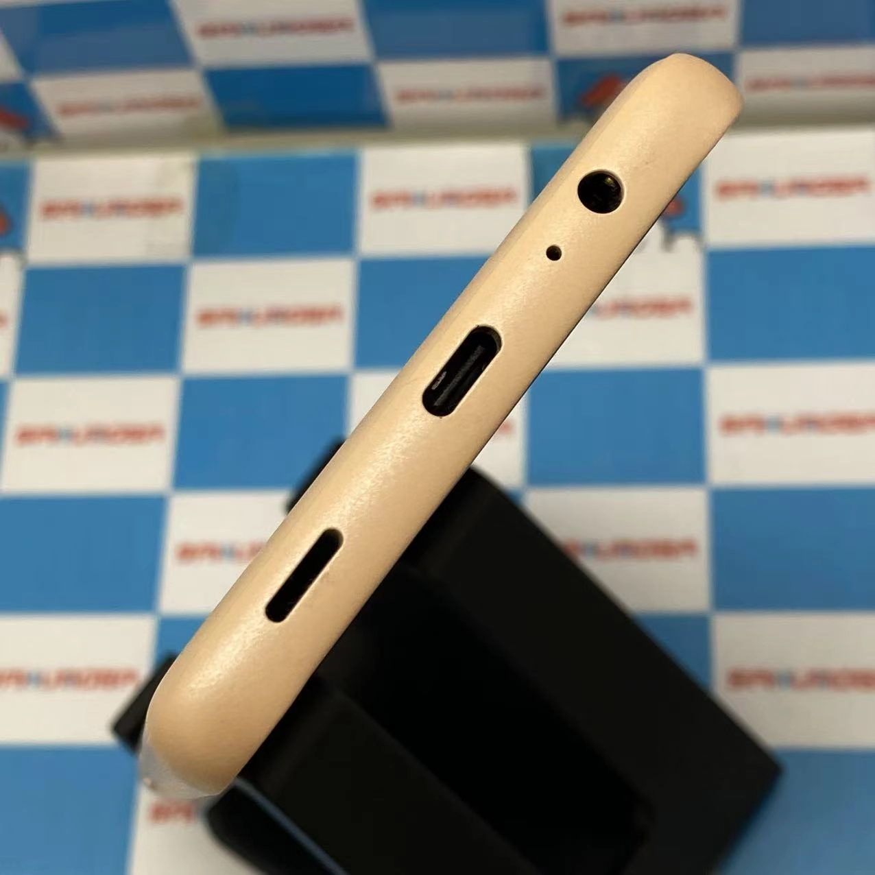 arrows We2 128GB ライトオレンジ M07 楽天モバイル版SIMフリー 美品