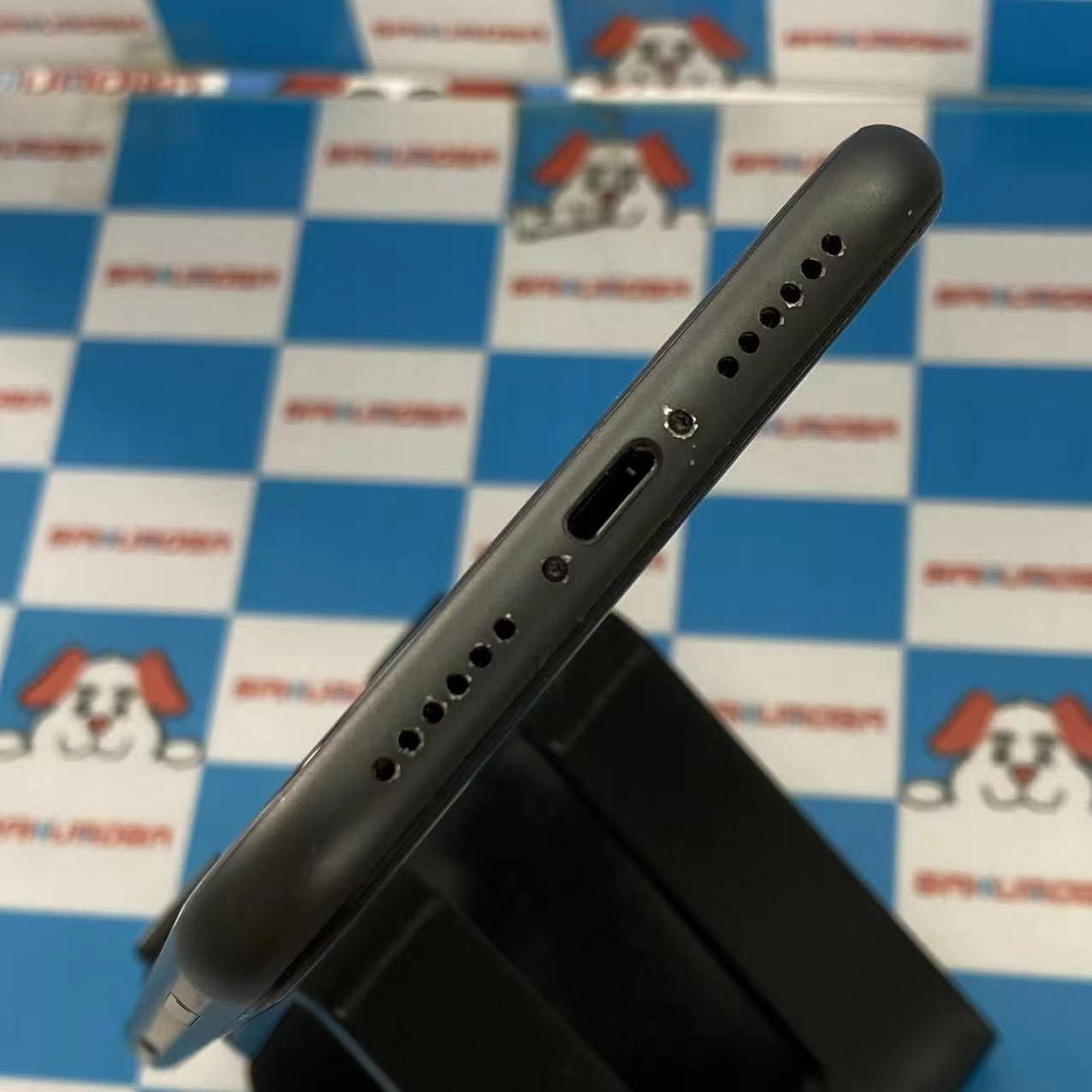iPhone11 64GB ブラック MWLT2J/A SIMロック解除済 SoftBankジャンク品