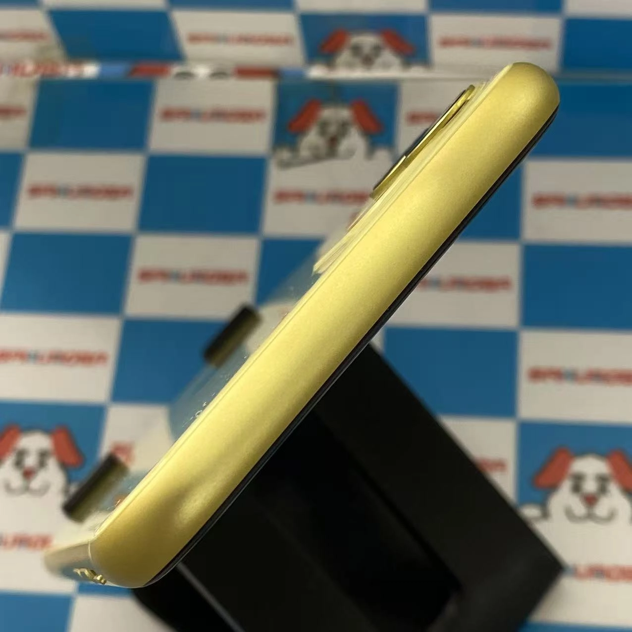 iPhone11 64GB イエロー MWLW2J/A SIMロック解除済 SoftBankジャンク品