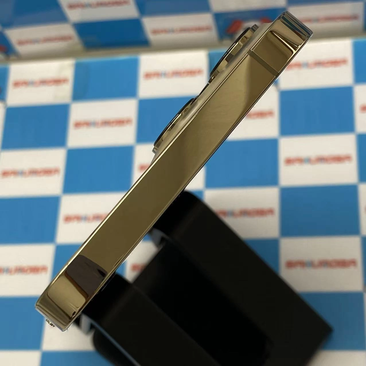 iPhone13 Pro Max 256GB ゴールド MLJA3J/A docomo版SIMフリー 美品