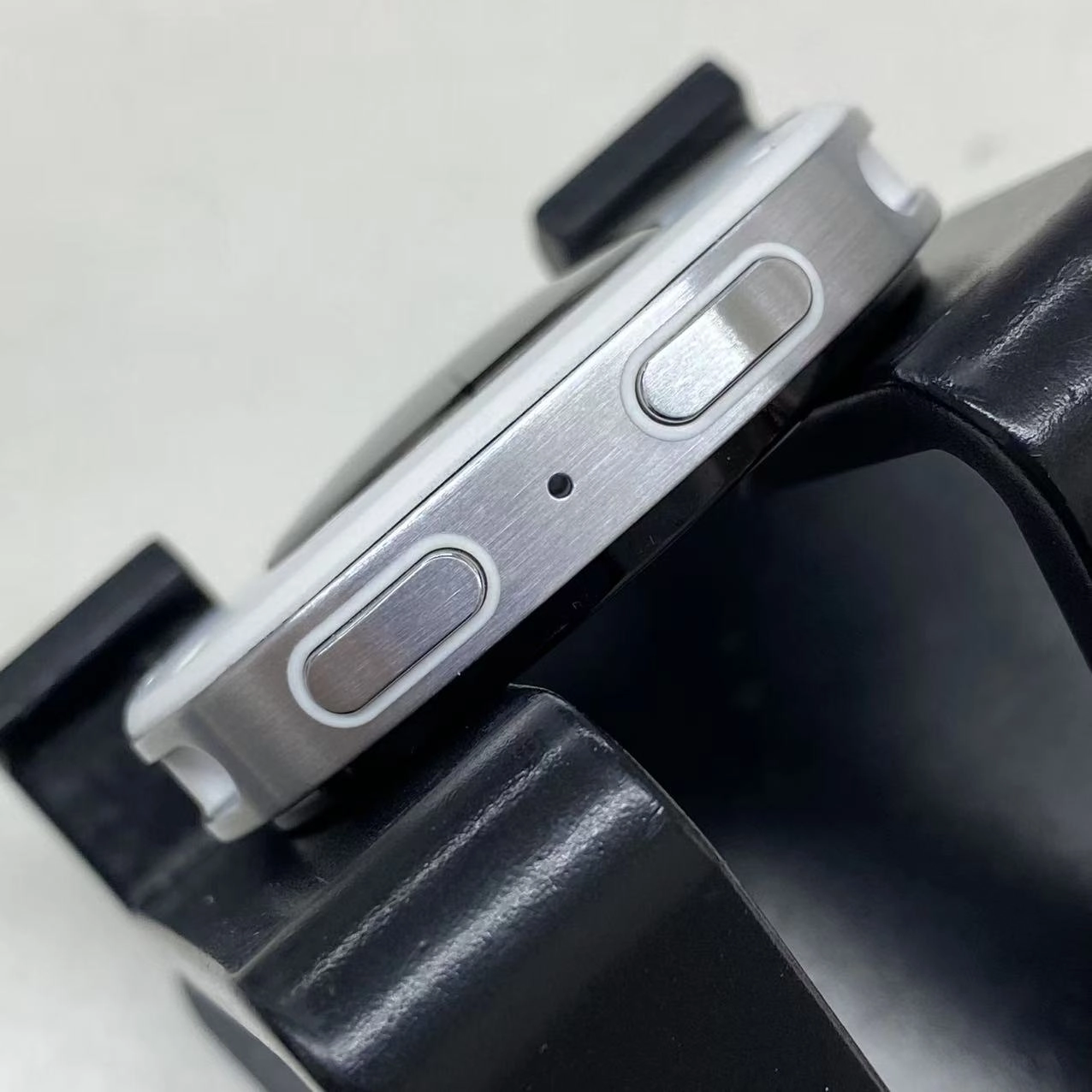 Galaxy Watch8 44mm LTEモデル 32GB シルバー SM-L335F SoftBank版SIMフリー 新品同様