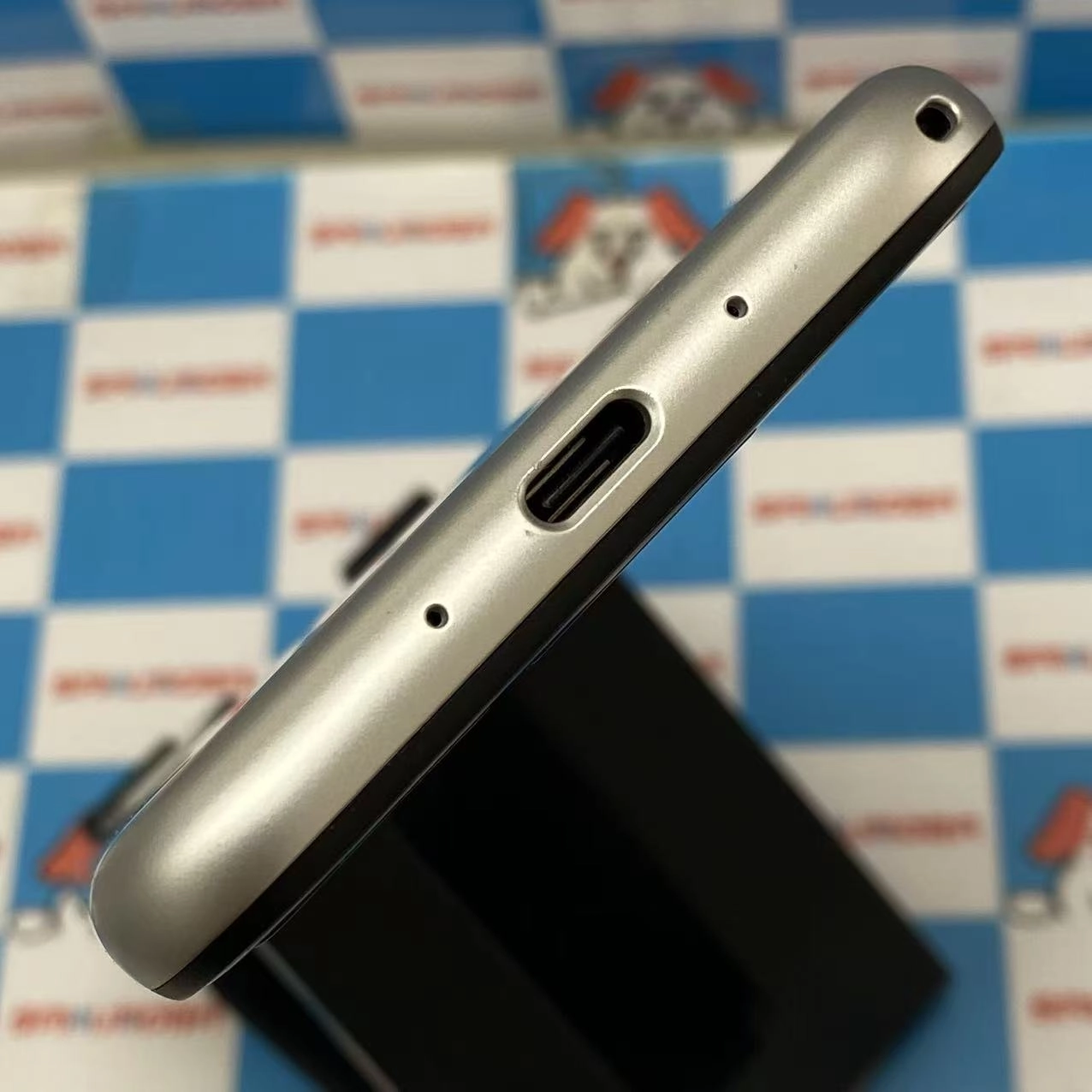 かんたんスマホ3 64GB シルバー A205KC Y!mobile版SIMフリー