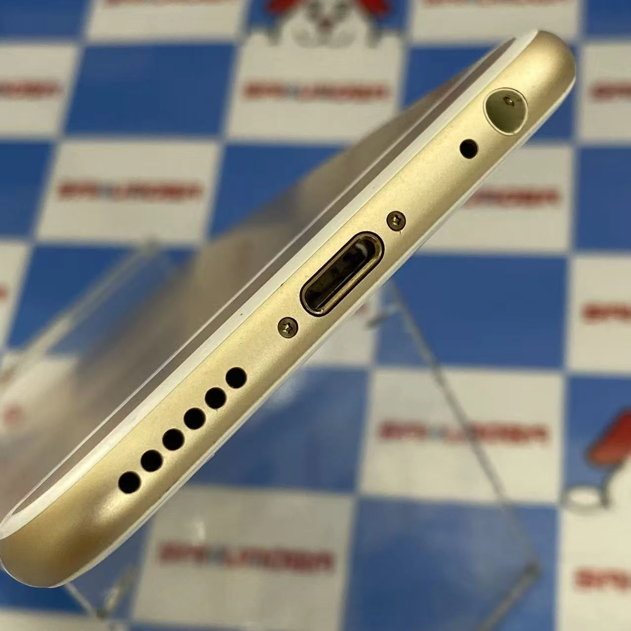 iPhone6 16GB ゴ-ルド MG492J/A au 訳あり品