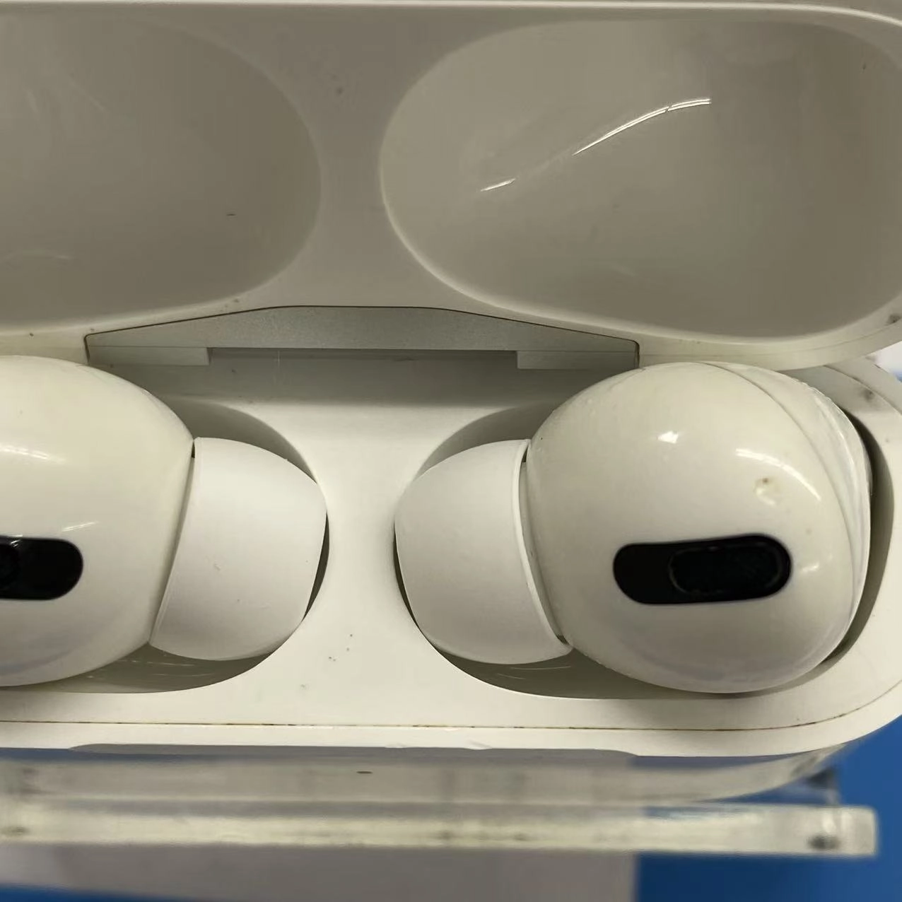 AirPods Pro 第1世代  A2190 ホワイト 4LWK3ZM/Aジャンク品