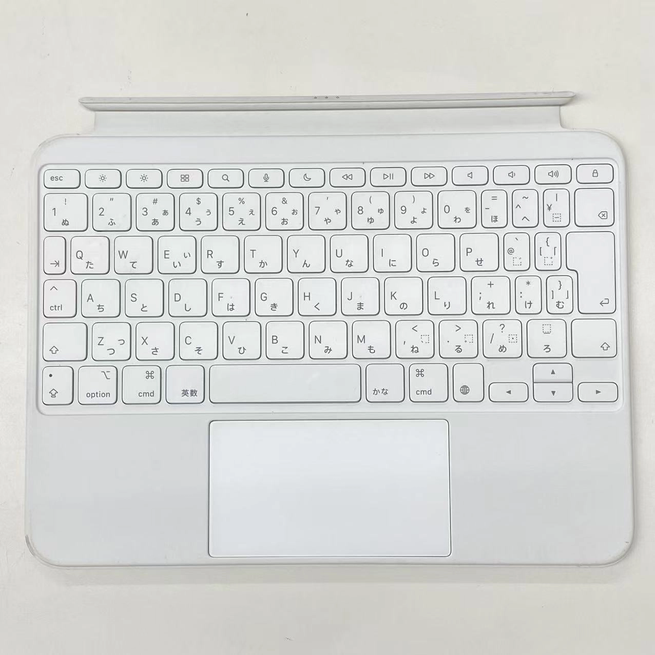 Magic Keyboard Folio for iPad (10th gen) ホワイト MLPV3J/A -