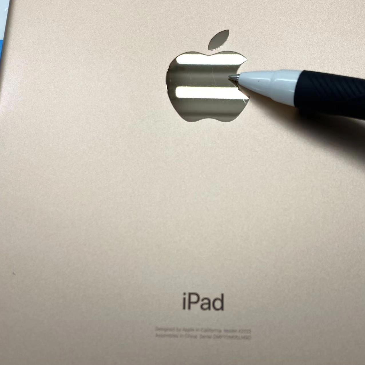 iPad mini 第5世代 Wi-Fiモデル 256GB ゴールド NUU62J/A