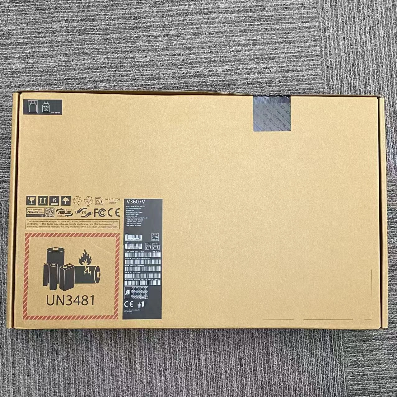 ASUS V3607VH 8G/512G マットブラック V3607VH-C7165R5050BKS 未開封未使用品
