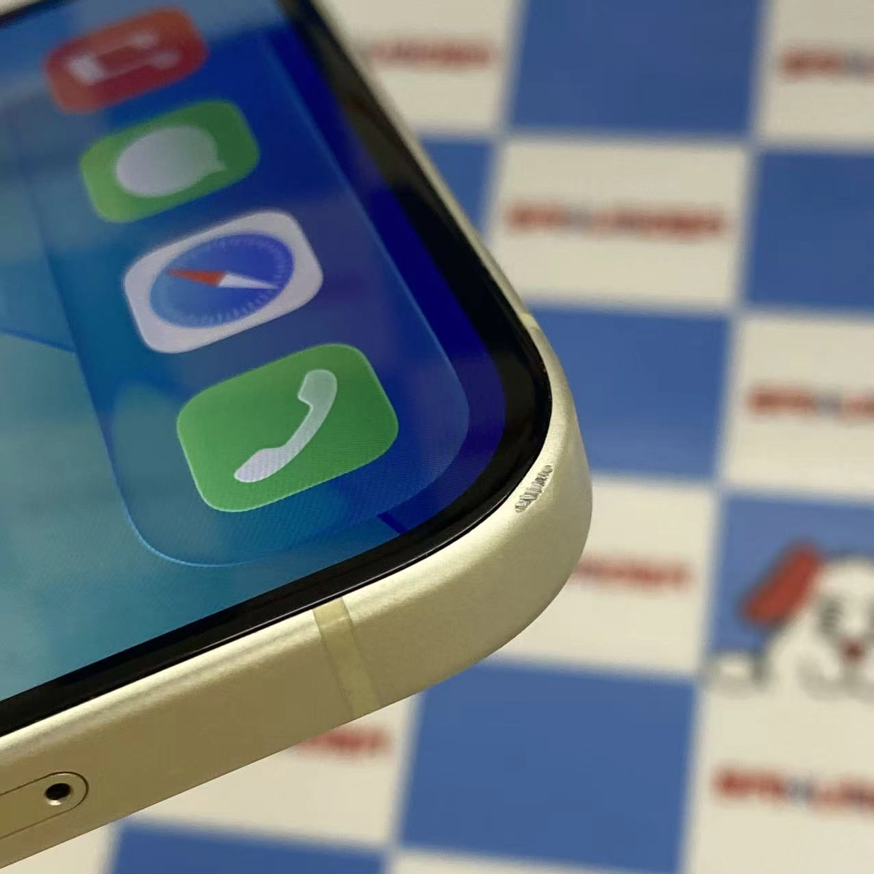 iPhone15 128GB イエロー MTMK3J/A SoftBank版SIMフリー