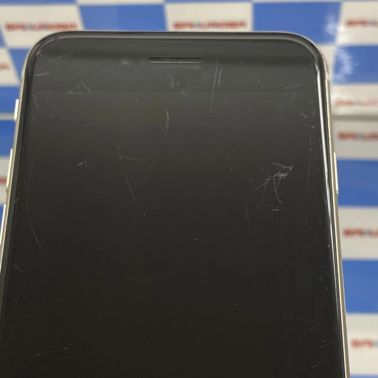 iPhoneSE 第3世代 64GB スターライト MMYD3J/A SoftBank版SIMフリー