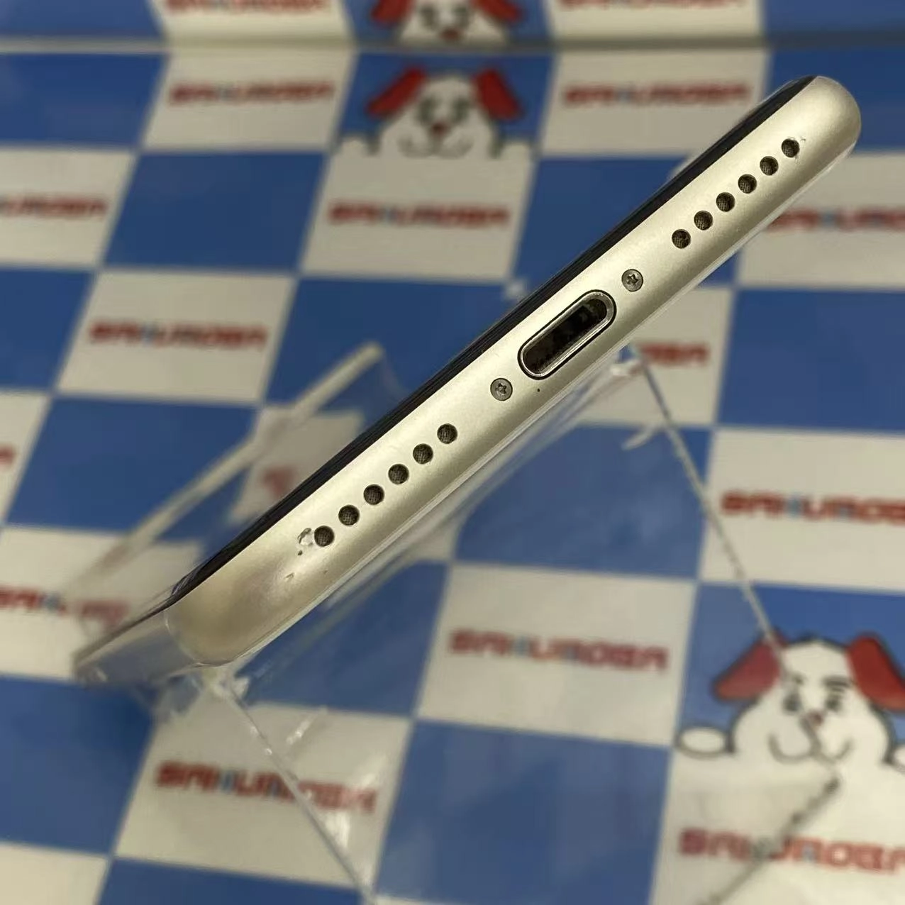 iPhoneSE 第3世代 64GB スターライト MMYD3J/A SoftBank版SIMフリー