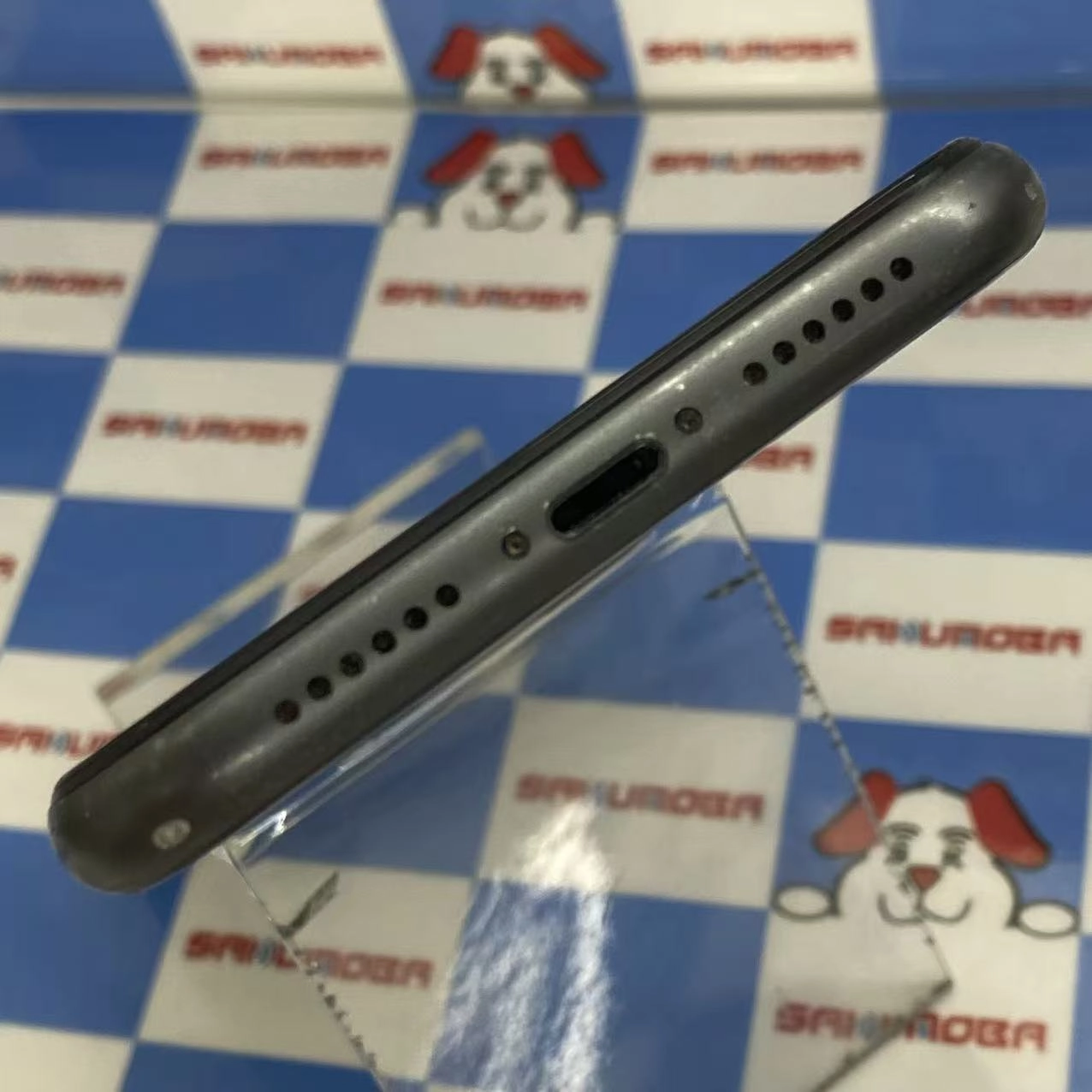 iPhone11 64GB ブラック MWLT2J/A docomo版SIMフリージャンク品